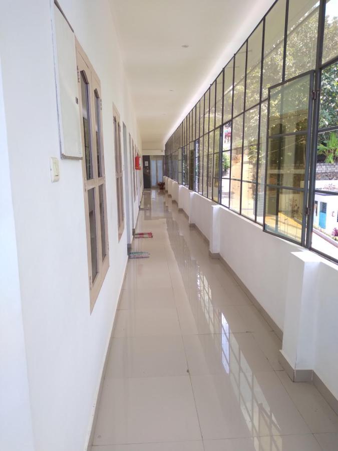 Thabasiya Resorts Kuzhittura 外观 照片