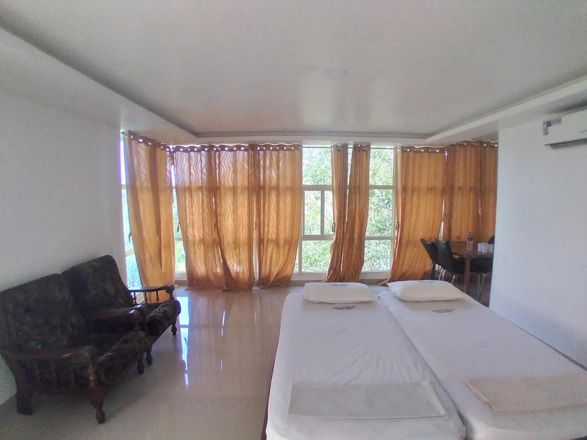 Thabasiya Resorts Kuzhittura 外观 照片