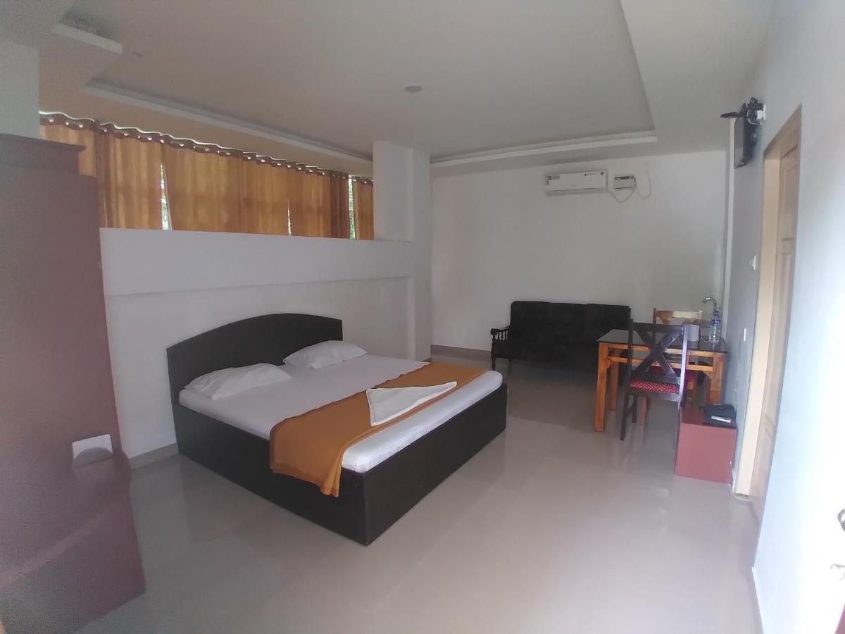 Thabasiya Resorts Kuzhittura 外观 照片